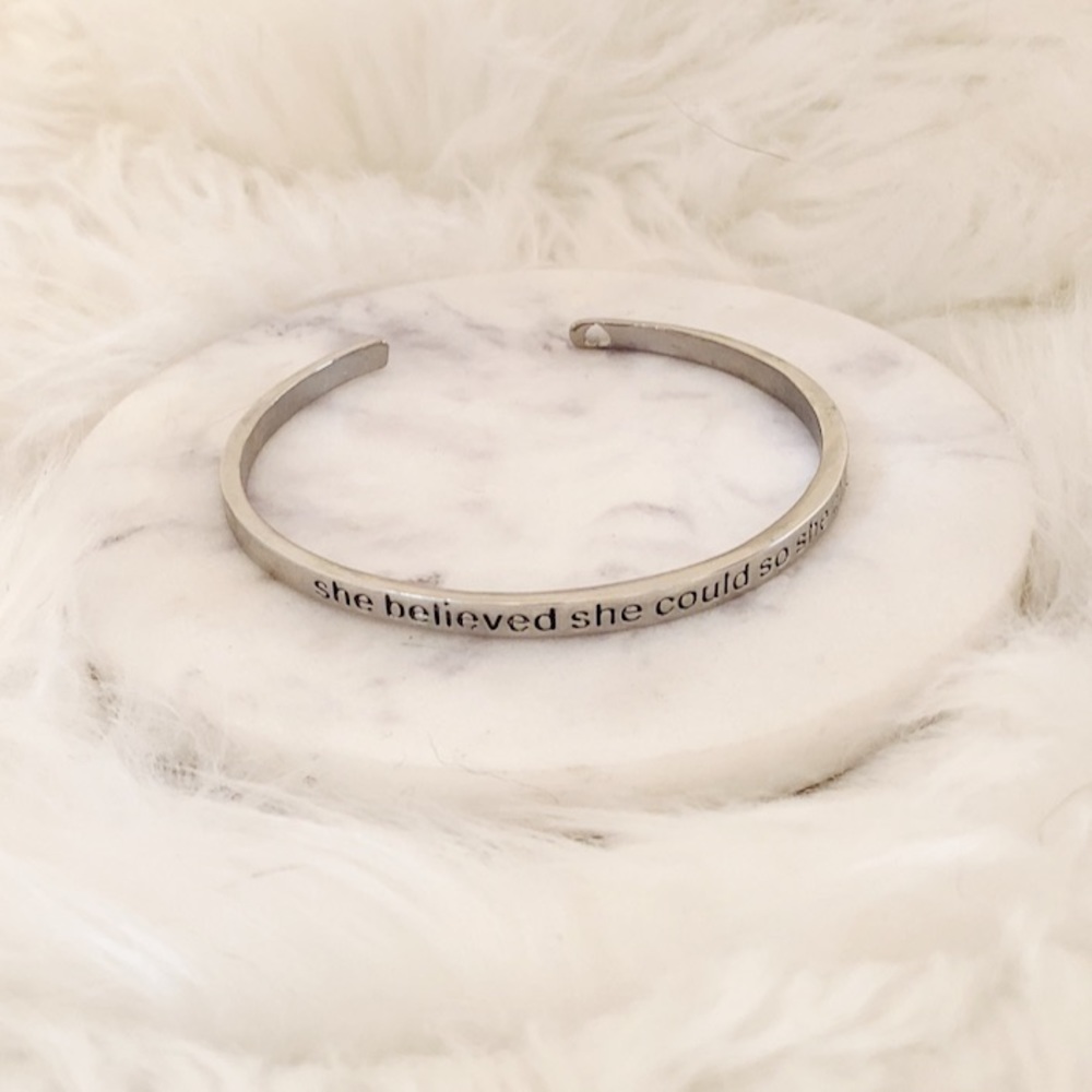 Silver adjustable bracelet